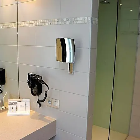 Отель Botteltje 3*