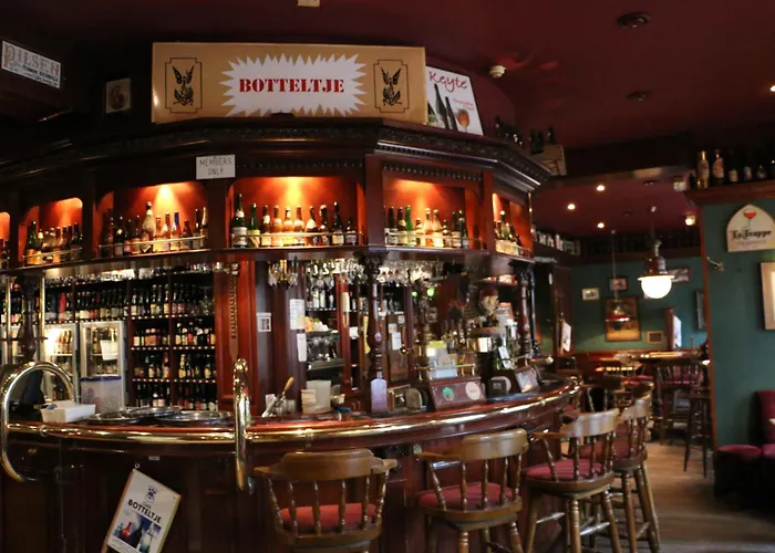 Botteltje Οστένδη